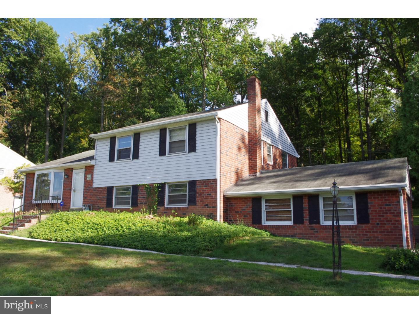 690 Mallard Road Wayne, PA 19087 - Photo 2 of 15 Exterior Front