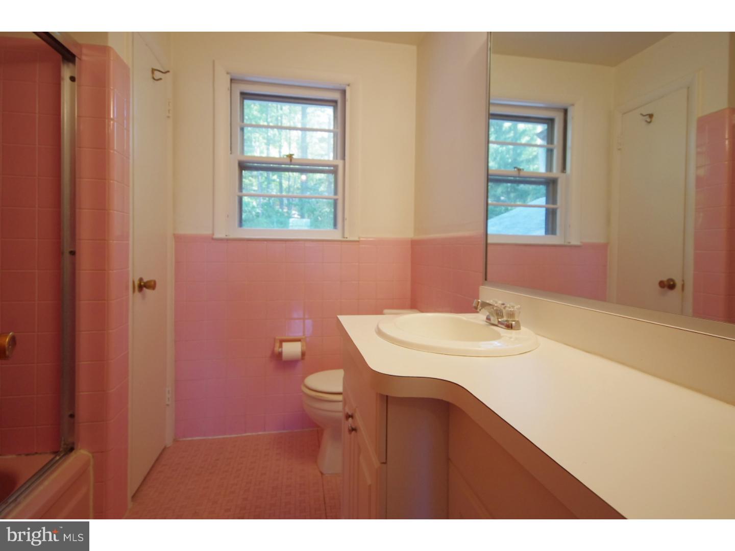 690 Mallard Road Wayne, PA 19087 - Photo 13 of 15 Bathroom