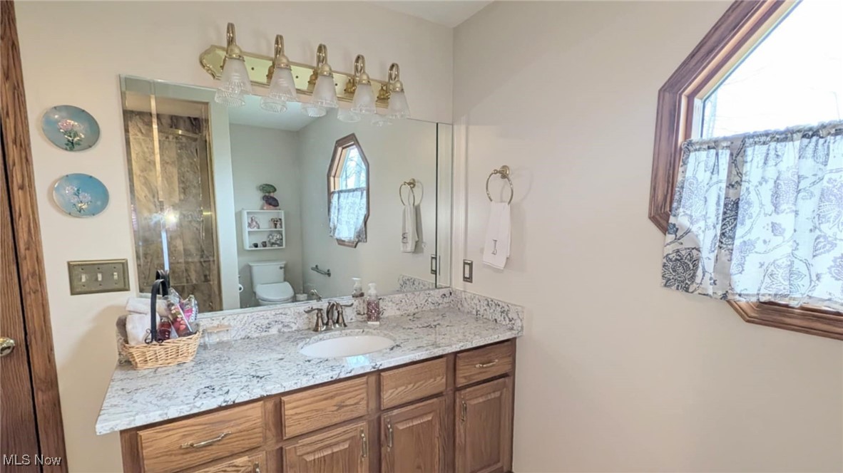 447 Medway Road Highland Heights, OH 44143 - Photo 11 of 45 In-Law Suite Bathroom