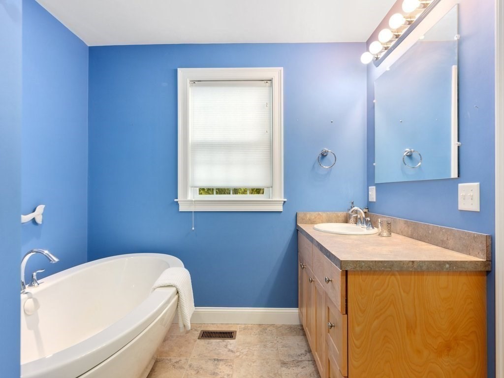 4 Little Pond Road Merrimac, MA 01860 - Photo 21 of 35
