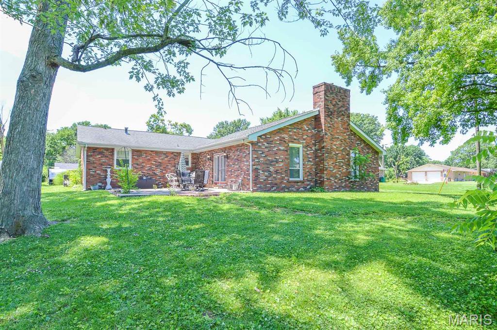 2521 Roney Drive Granite City, IL 62040 - Photo 9 of 30