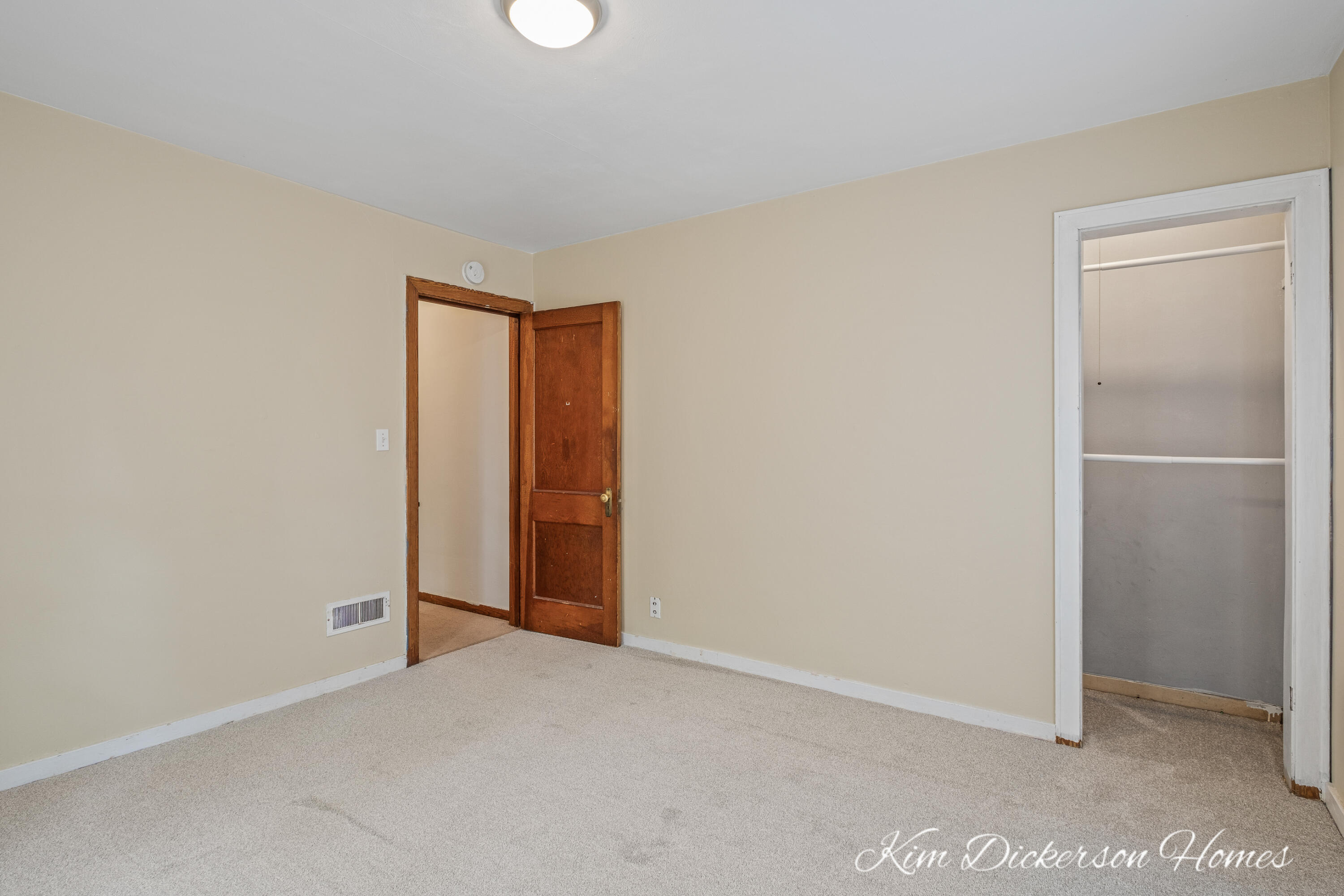 2401 Riordan Street Muskegon Heights, MI 49444 - Photo 13 of 24 2401 Riordan