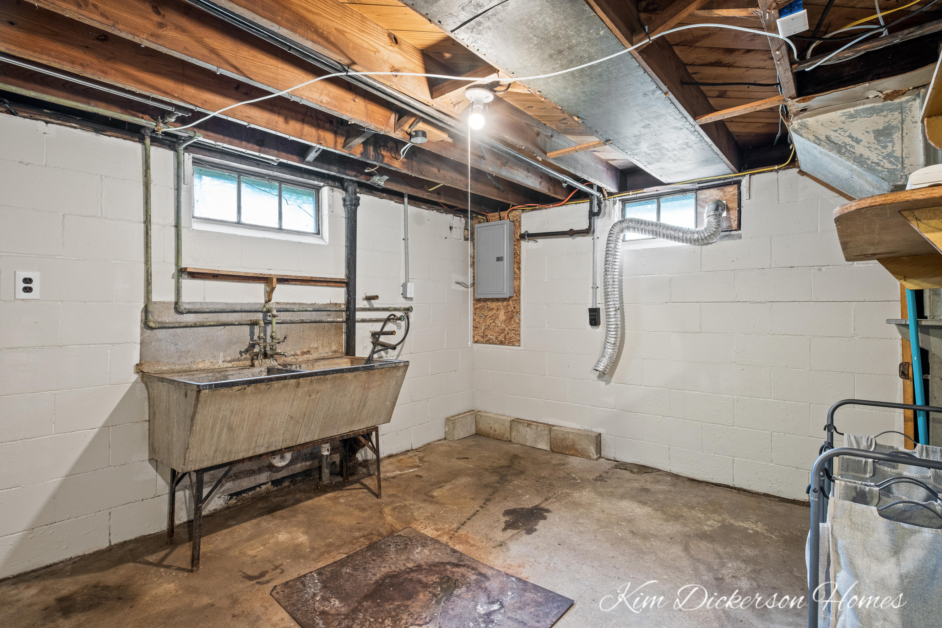 2401 Riordan Street Muskegon Heights, MI 49444 - Photo 17 of 24 2401 Riordan