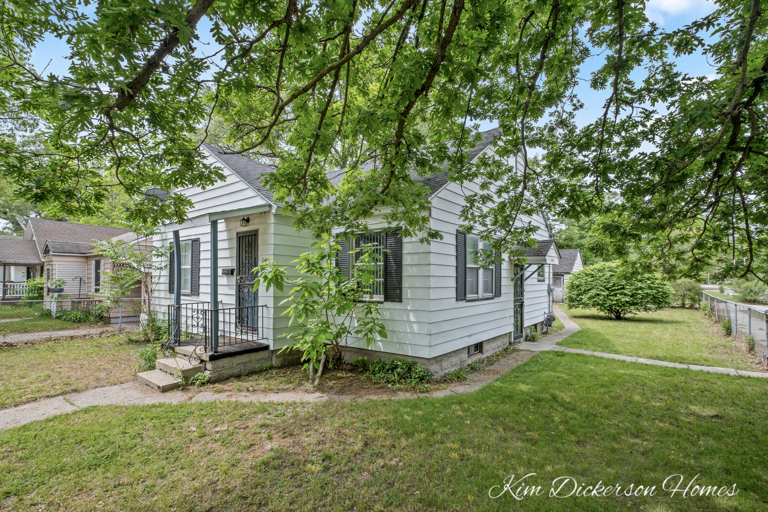 2401 Riordan Street Muskegon Heights, MI 49444 - Photo 2 of 24 2401 Riordan