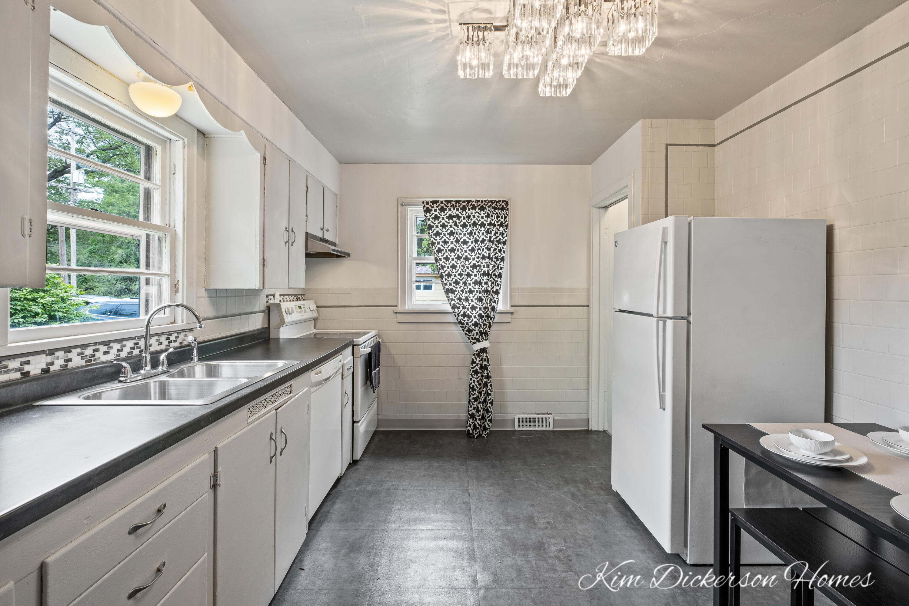 2401 Riordan Street Muskegon Heights, MI 49444 - Photo 5 of 24 2401 Riordan