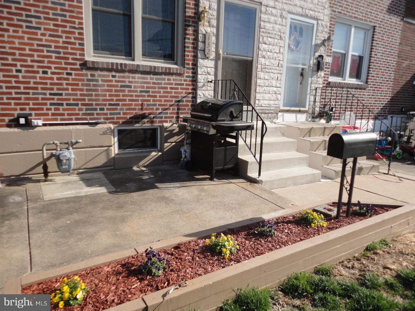 132 Academy Road Clifton Heights, PA 19018 - Photo 3 of 25 Patio