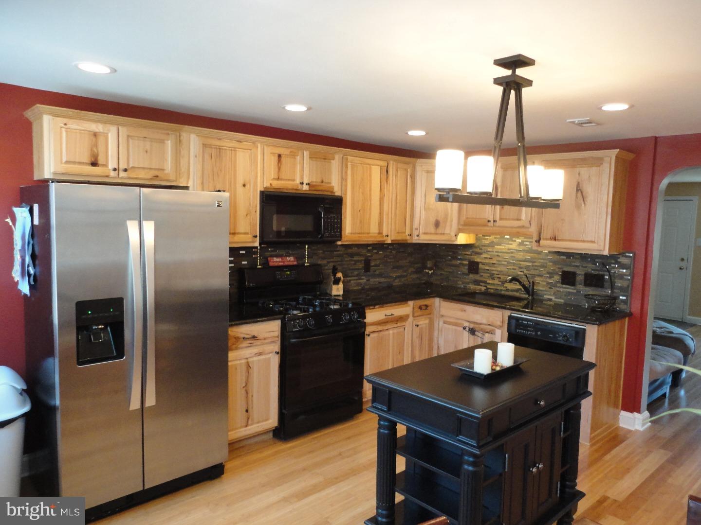 132 Academy Road Clifton Heights, PA 19018 - Photo 7 of 25 Kitchen