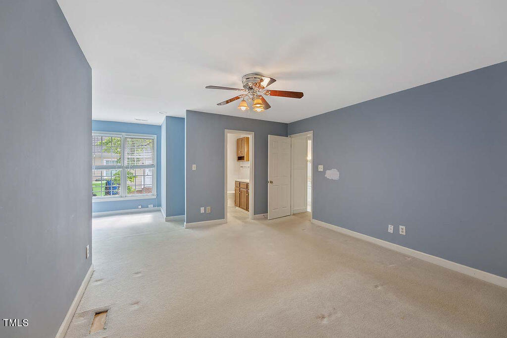 6444 Wynbrook Way Raleigh, NC 27612 - Photo 23 of 39 21