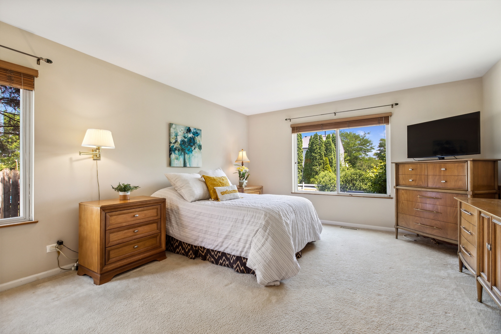 1039 Willow Bay Elgin, IL 60123 - Photo 13 of 30 a bed room with a bed and a television