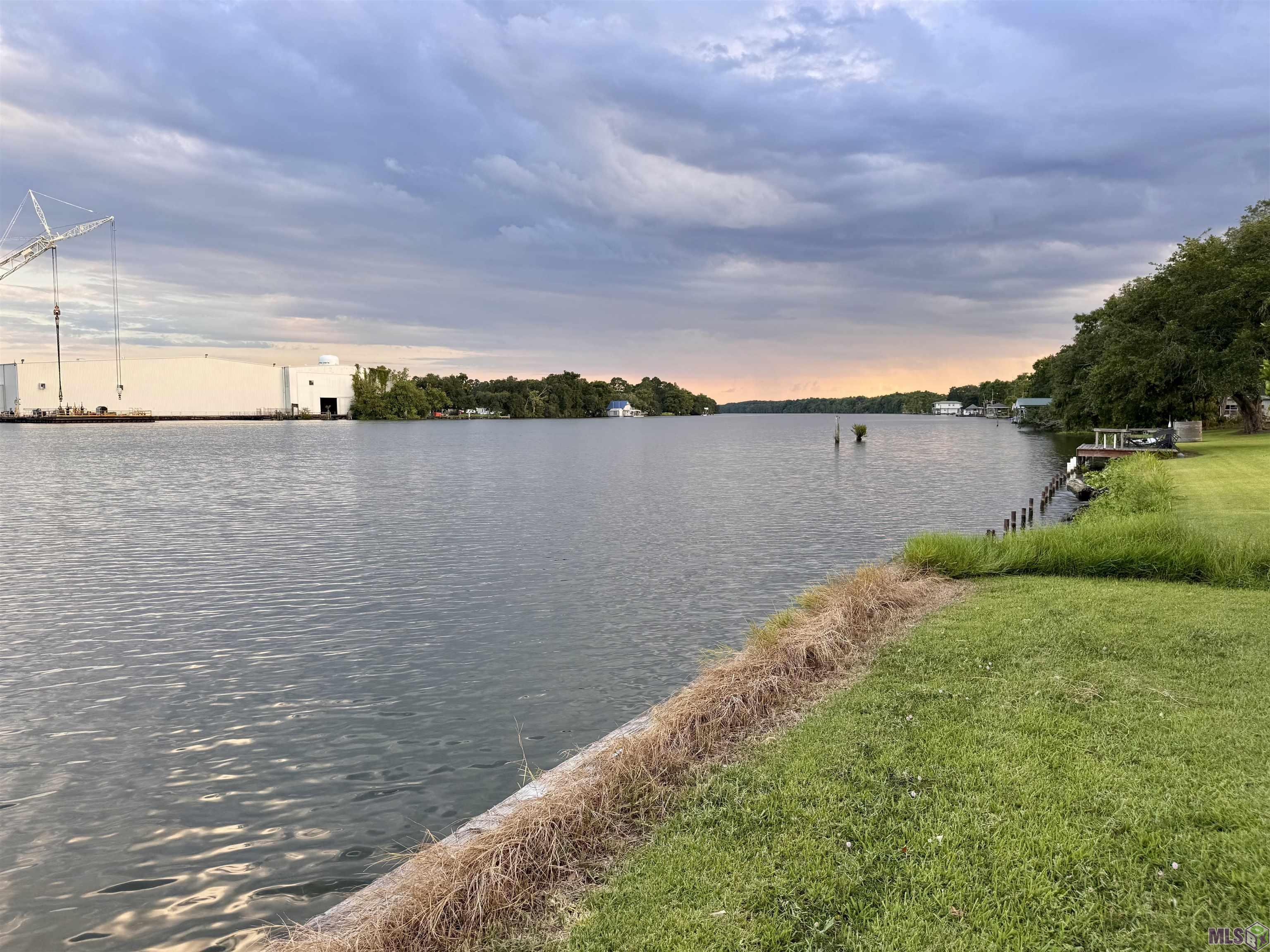 1086 Victoria Riverside Road Patterson, LA 70392 - Photo 34 of 34 Gallery Image 34