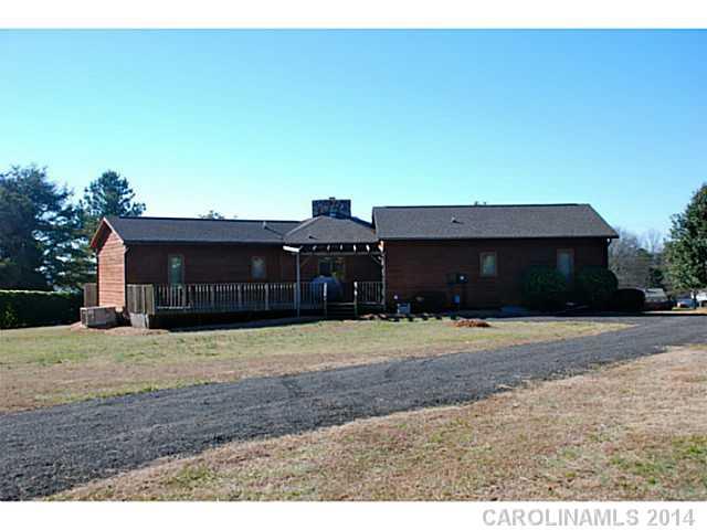 7101 Gilead Road Huntersville, NC 28078 - Photo 3 of 8 Gallery Image 3