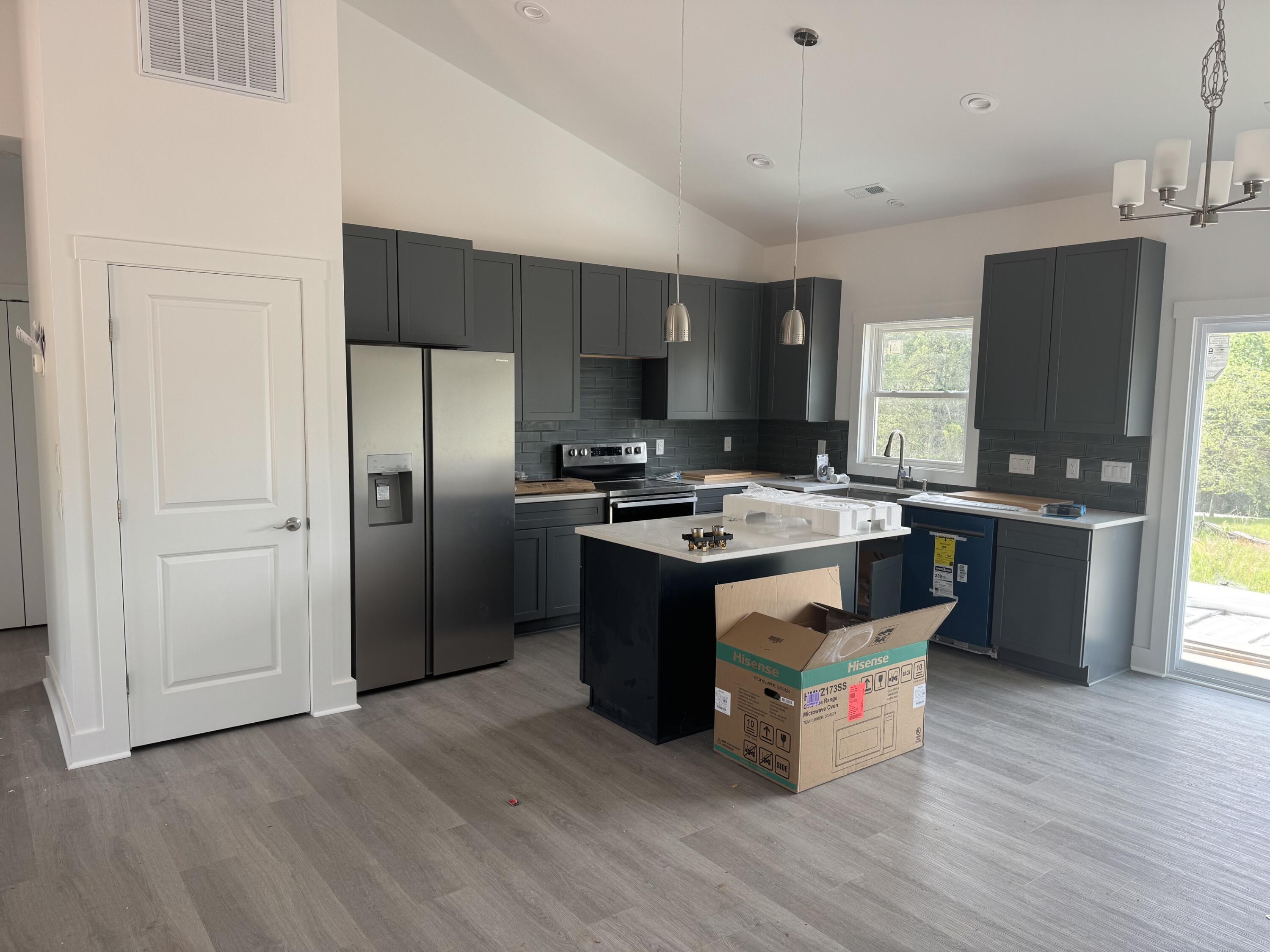 6496 Scruggs Road Moneta, VA 24121 - Photo 6 of 21 IMG_3447