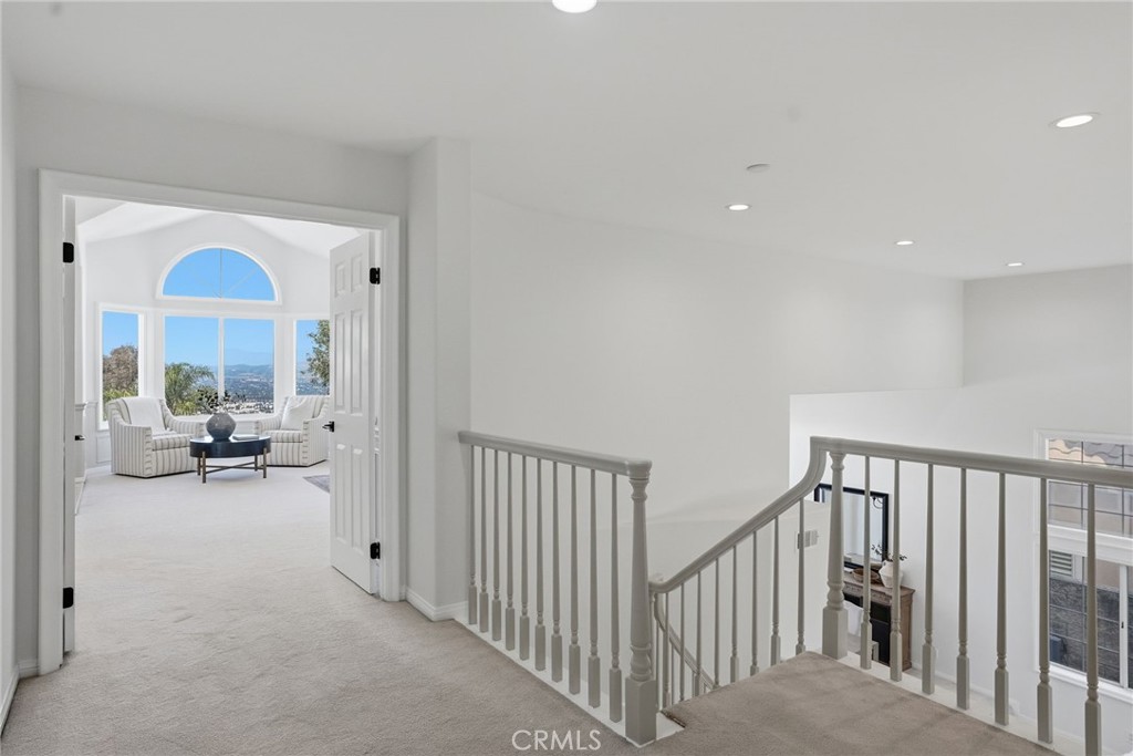 2796 North Meredith Street Orange, CA 92867 - Photo 31 of 55 Hallway