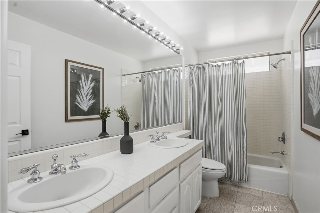 2796 North Meredith Street Orange, CA 92867 - Photo 48 of 55 Upstairs Bathroom