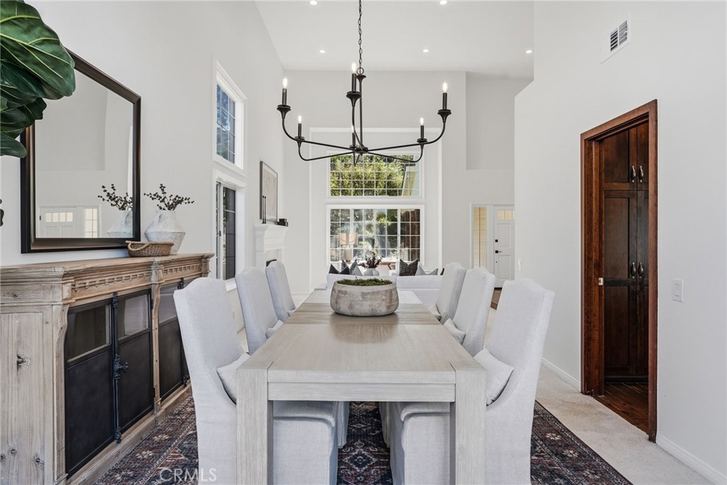 2796 North Meredith Street Orange, CA 92867 - Photo 8 of 55 Dining Room with views