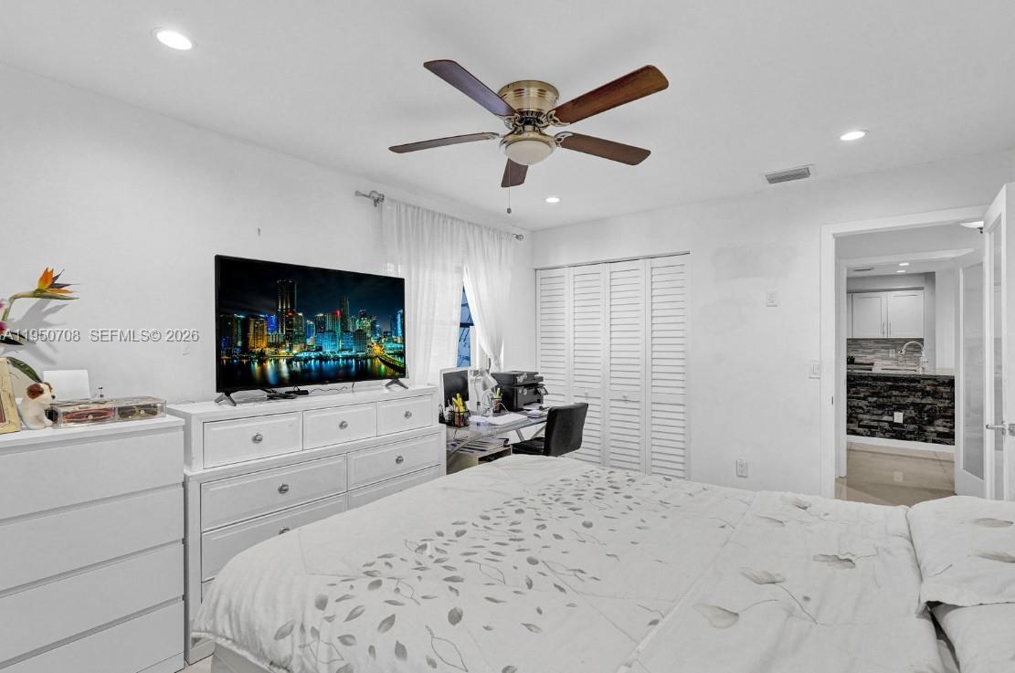 8446 Southwest 114th Place Miami, FL 33173 - Photo 22 of 64