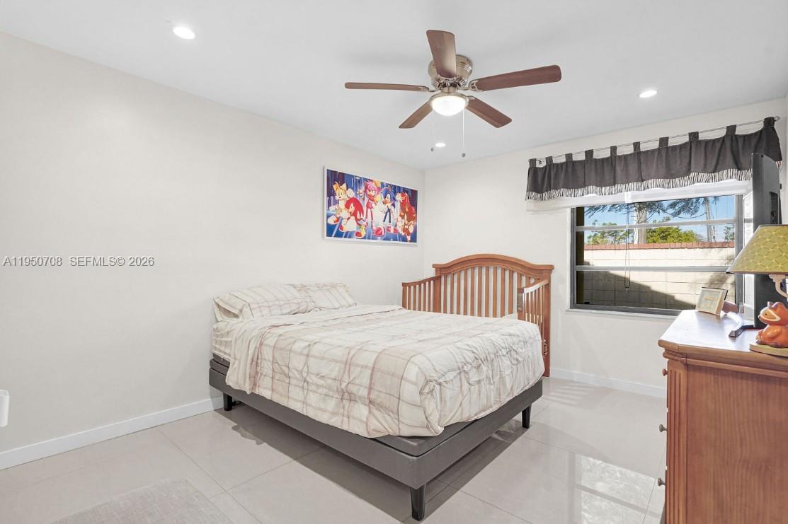 8446 Southwest 114th Place Miami, FL 33173 - Photo 25 of 64