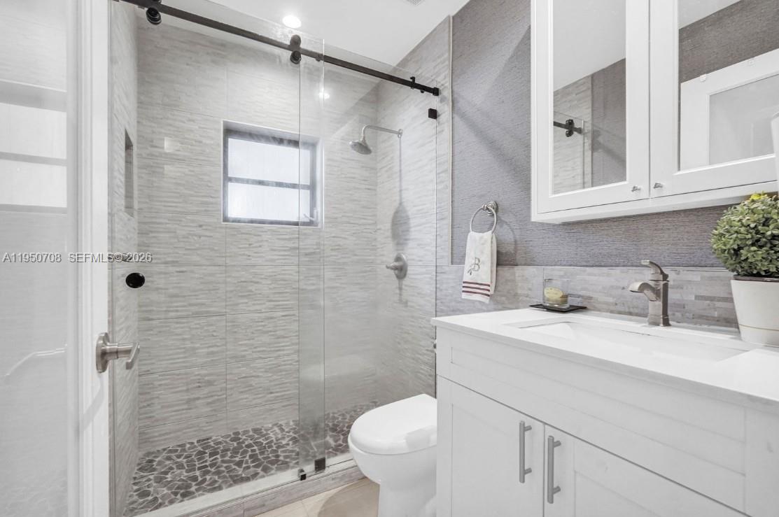 8446 Southwest 114th Place Miami, FL 33173 - Photo 29 of 64