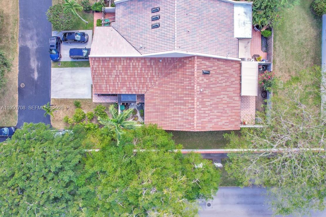 8446 Southwest 114th Place Miami, FL 33173 - Photo 7 of 64