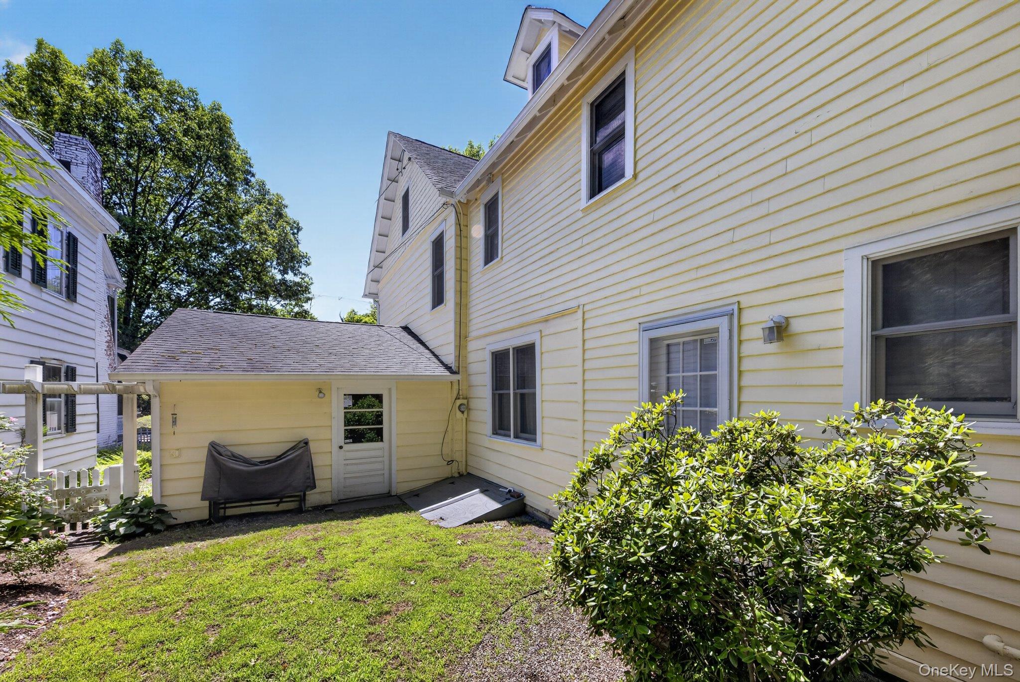 16 Chestnut Street Cold Spring, NY 10516 - Photo 47 of 50 Side yard could be a great spot for a garden bed