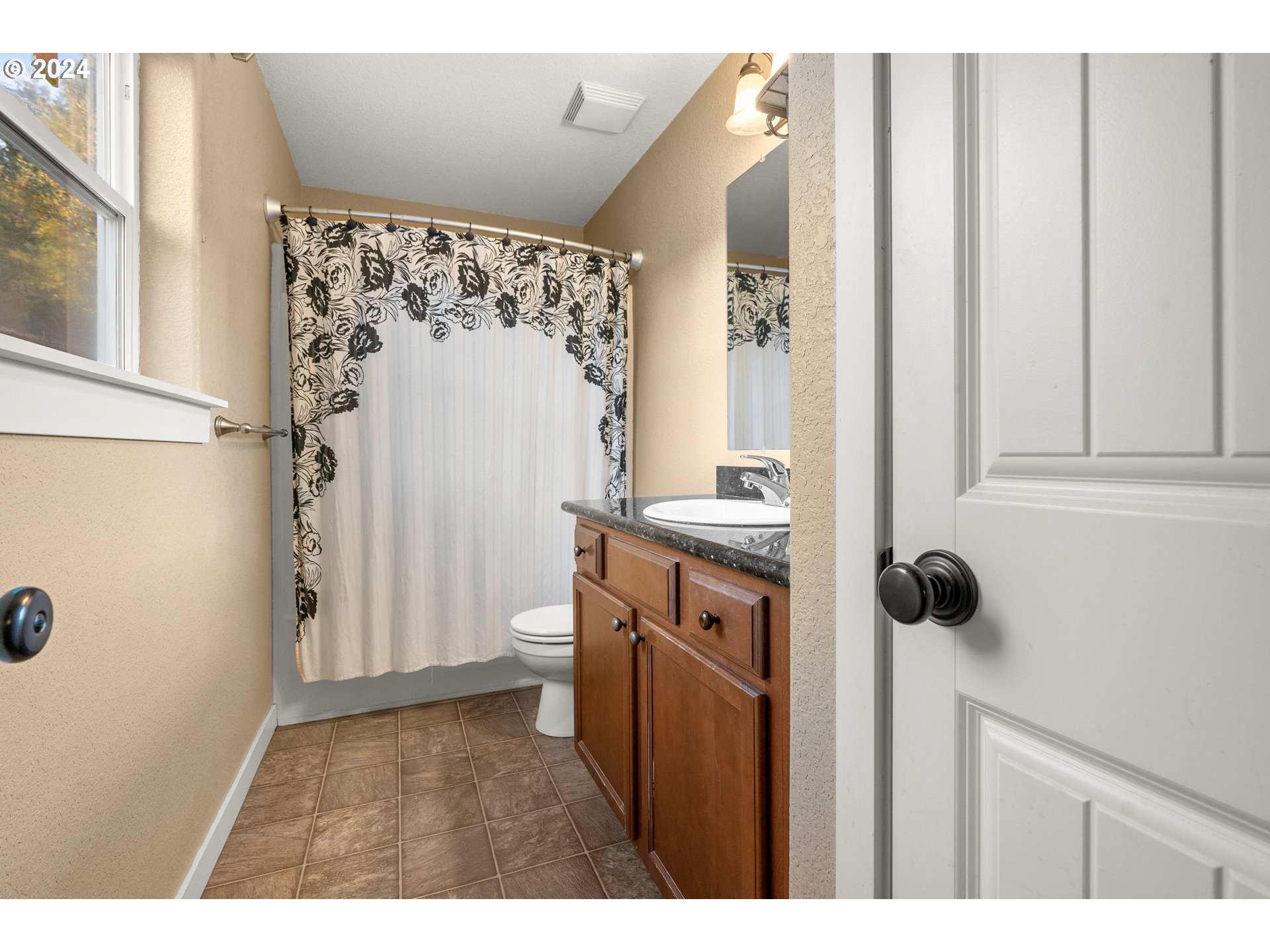 39552 Evans Street Sandy, OR 97055 - Photo 14 of 36 Gallery Image 14