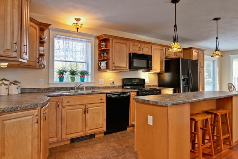 76 Ridlon Road Berwick, ME 03901 - Photo 6 of 35 Kitchen