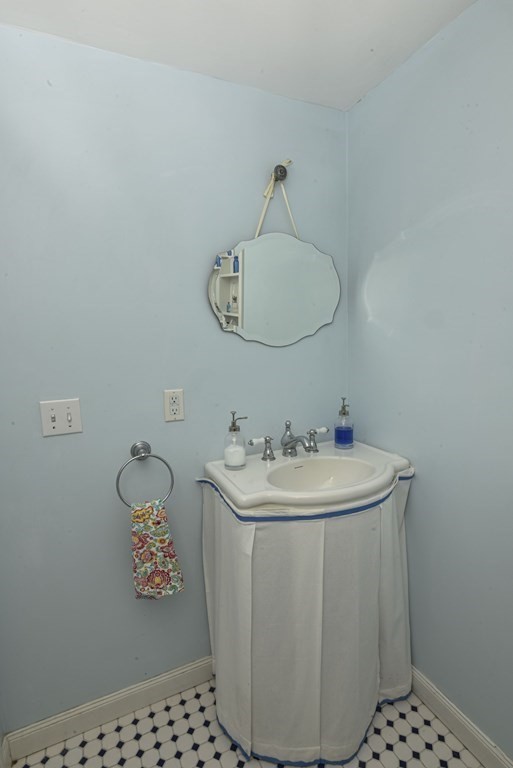 57 Circuit Road Dedham, MA 02026 - Photo 16 of 30 Gallery Image 16