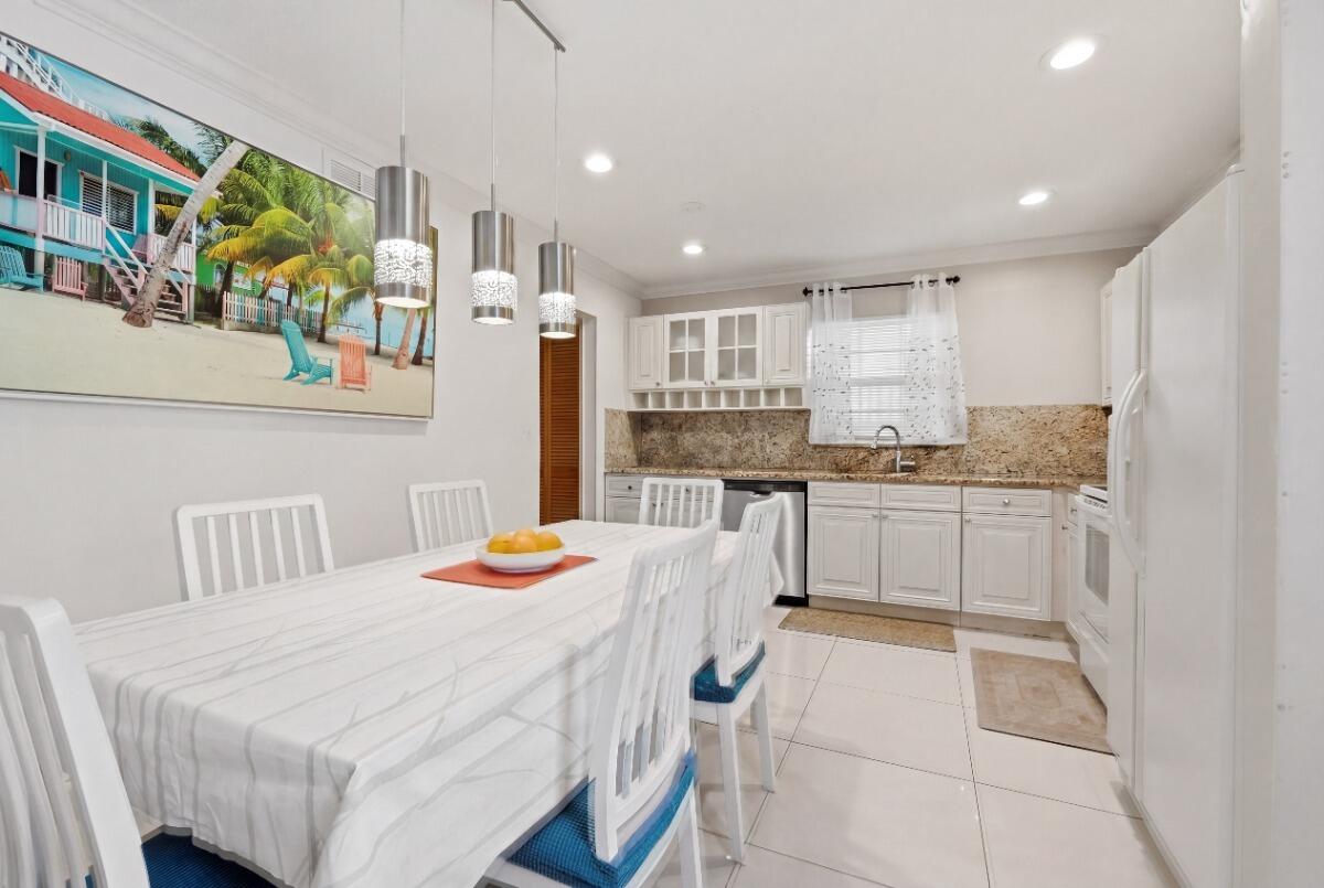 3050 Riverside Drive, Unit 1A Coral Springs, FL 33065 - Photo 9 of 28 009_DSC01451_reedit_1b6db550_MLS