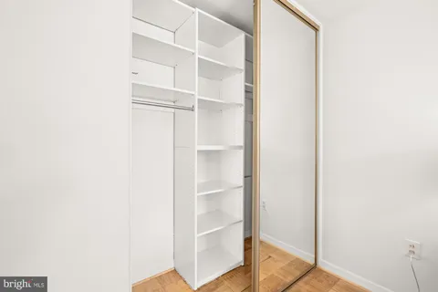 $210,000 | 3000 Spout Run Parkway, Unit D405, Arlington, VA 22201