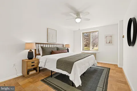 $210,000 | 3000 Spout Run Parkway, Unit D405, Arlington, VA 22201