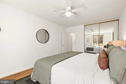 $210,000 | 3000 Spout Run Parkway, Unit D405, Arlington, VA 22201