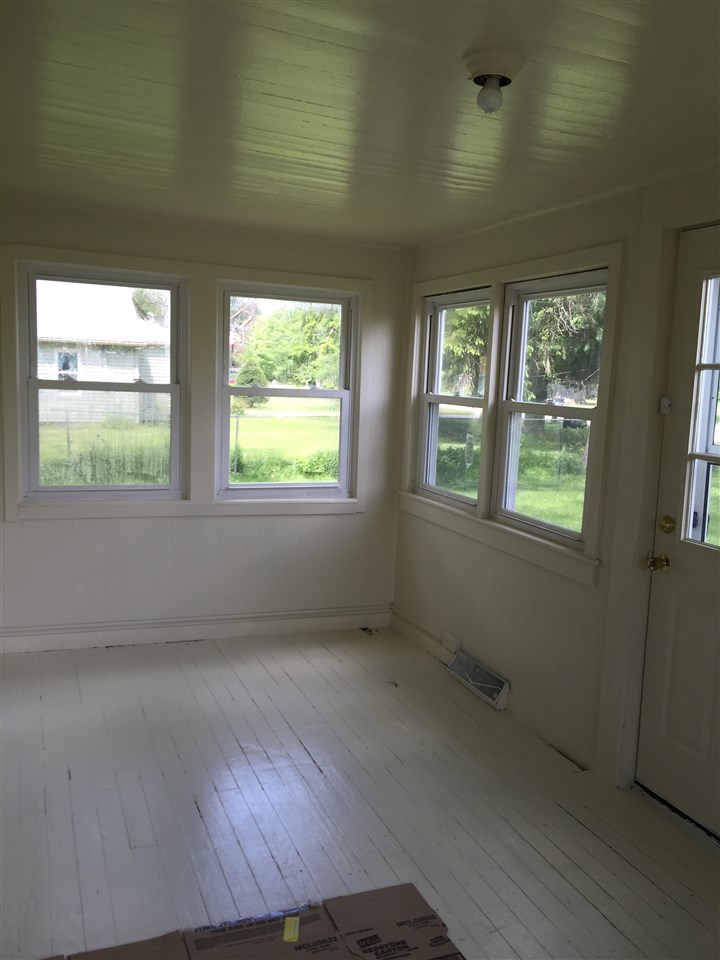 57675 Oakside Road Mishawaka, IN 46544 - Photo 11 of 26 Gallery Image 11