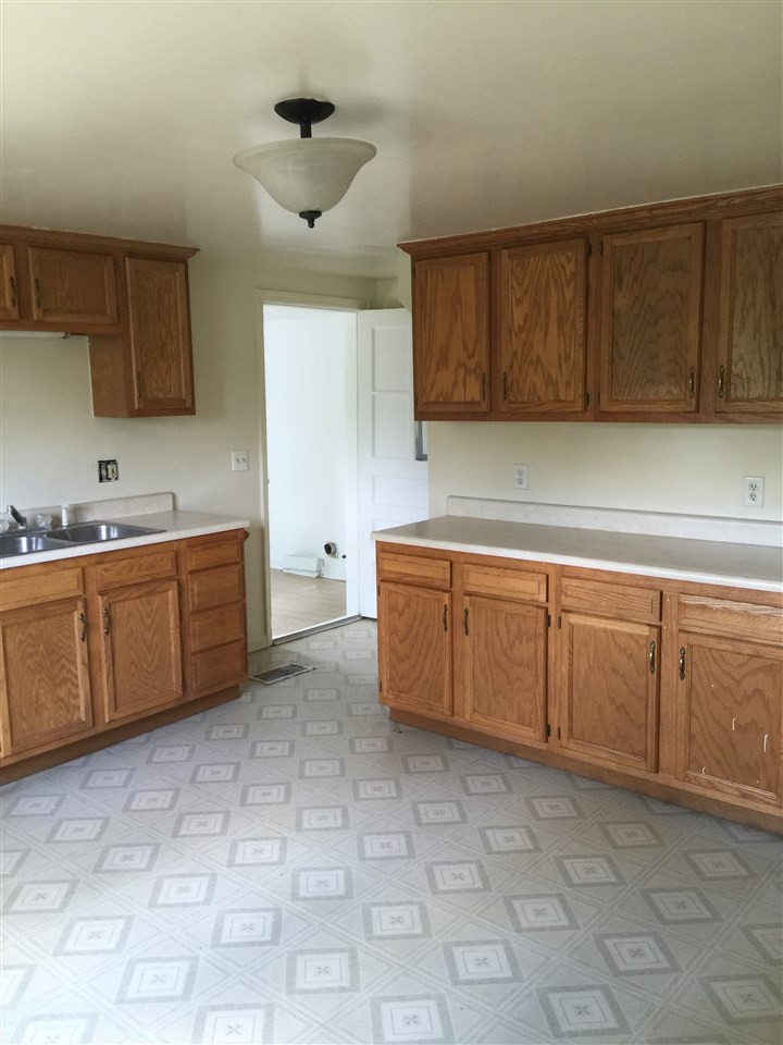 57675 Oakside Road Mishawaka, IN 46544 - Photo 15 of 26 Gallery Image 15