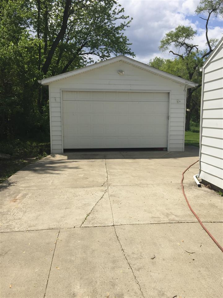 57675 Oakside Road Mishawaka, IN 46544 - Photo 25 of 26 Gallery Image 25