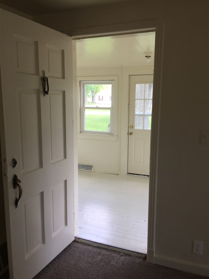 57675 Oakside Road Mishawaka, IN 46544 - Photo 5 of 26 Gallery Image 5