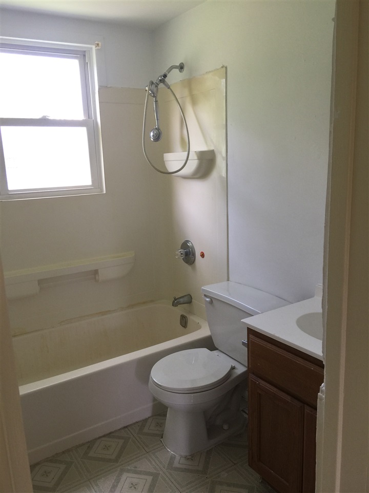 57675 Oakside Road Mishawaka, IN 46544 - Photo 10 of 26 Gallery Image 10
