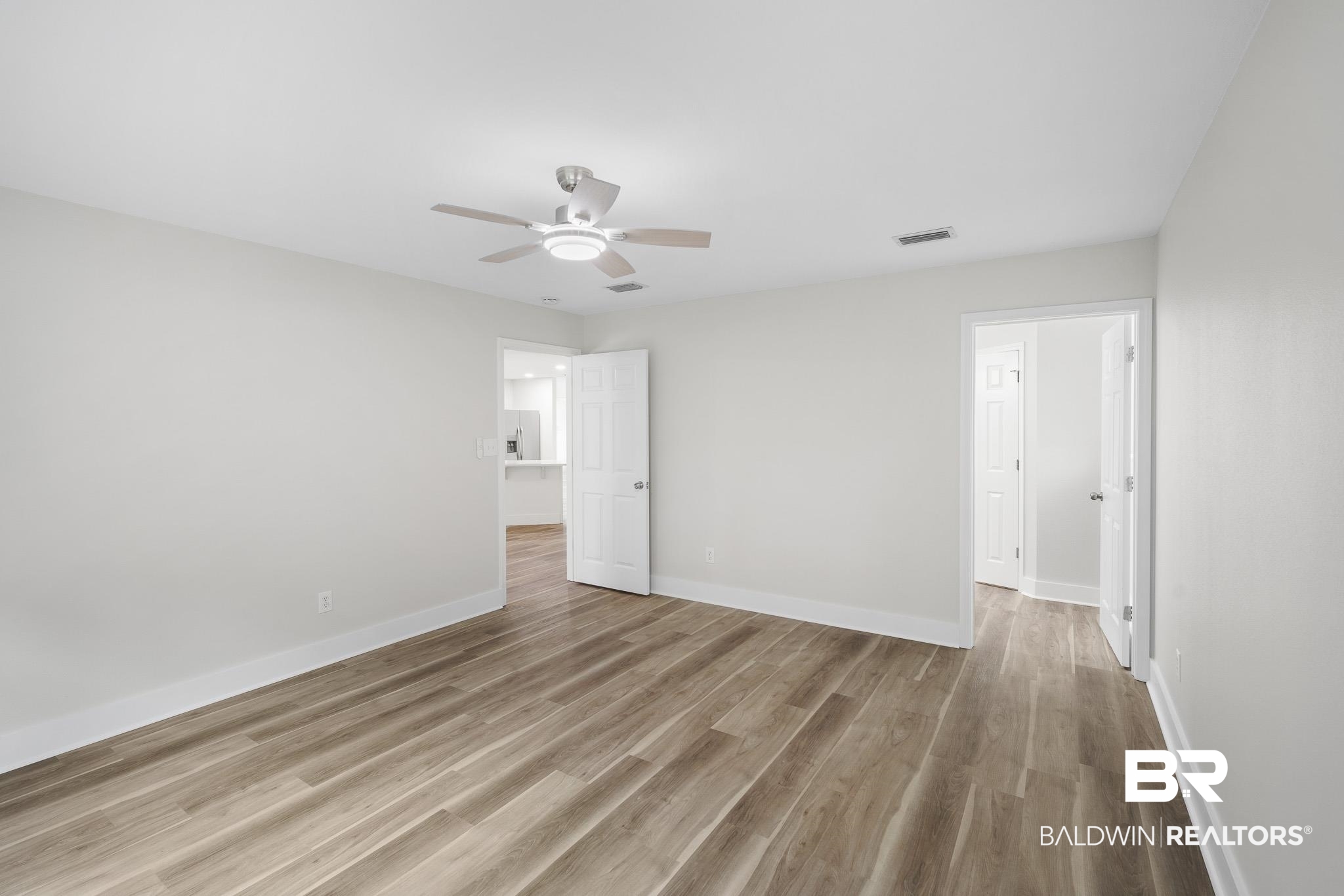 11648 Balsam Court Daphne, AL 36527 - Photo 12 of 32