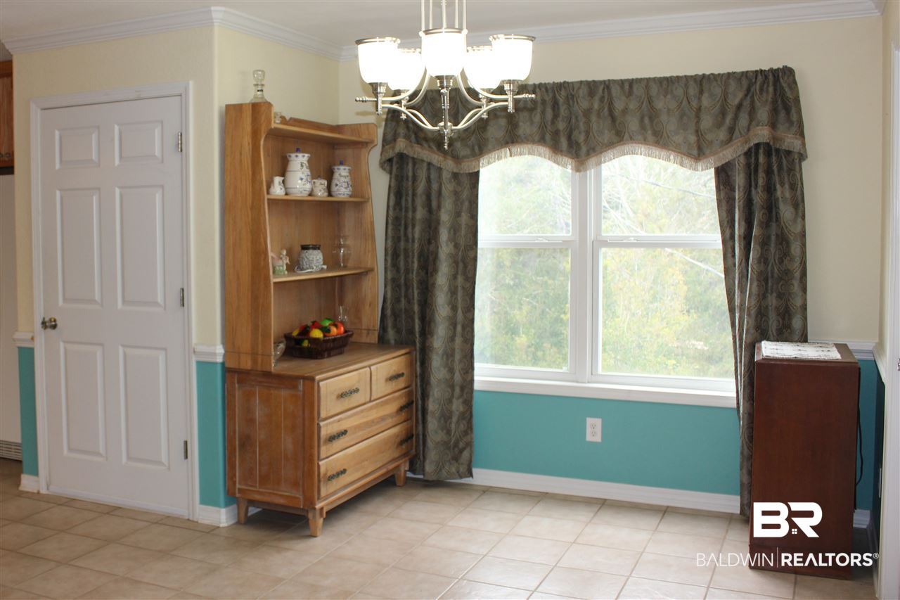 17921 Kingway Road Seminole, AL 36574 - Photo 8 of 29 Dining Area