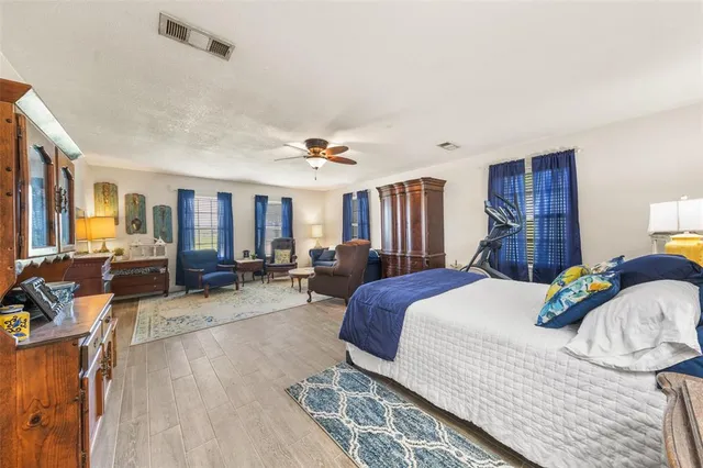 $1,200,000 | 1674 Cuba Road, Bridgeport, TX 76426