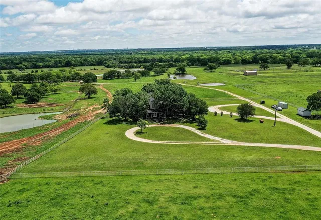 $1,200,000 | 1674 Cuba Road, Bridgeport, TX 76426