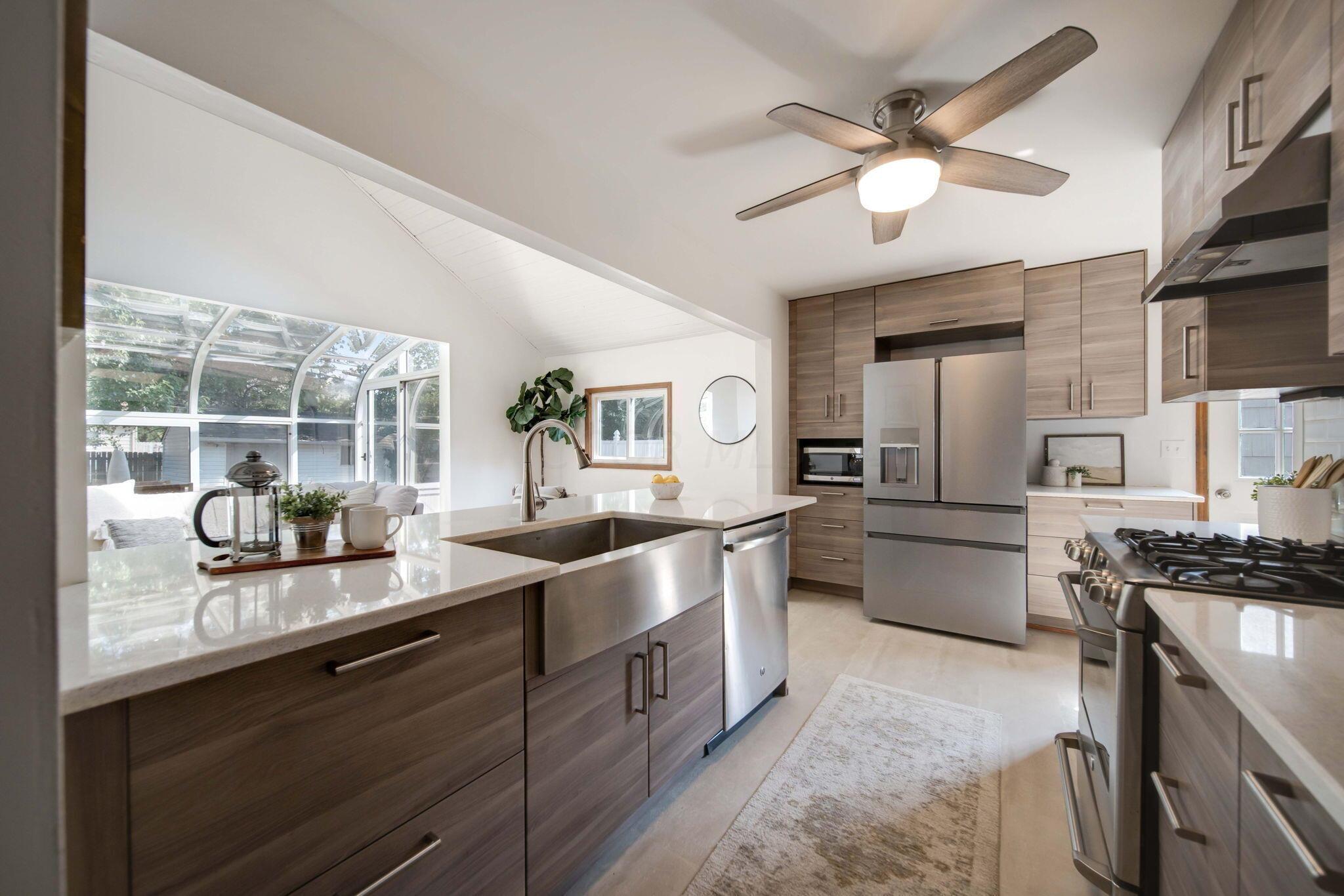 2202 Edgevale Road Columbus, OH 43221 - Photo 12 of 35 Stainless Steel Appliances