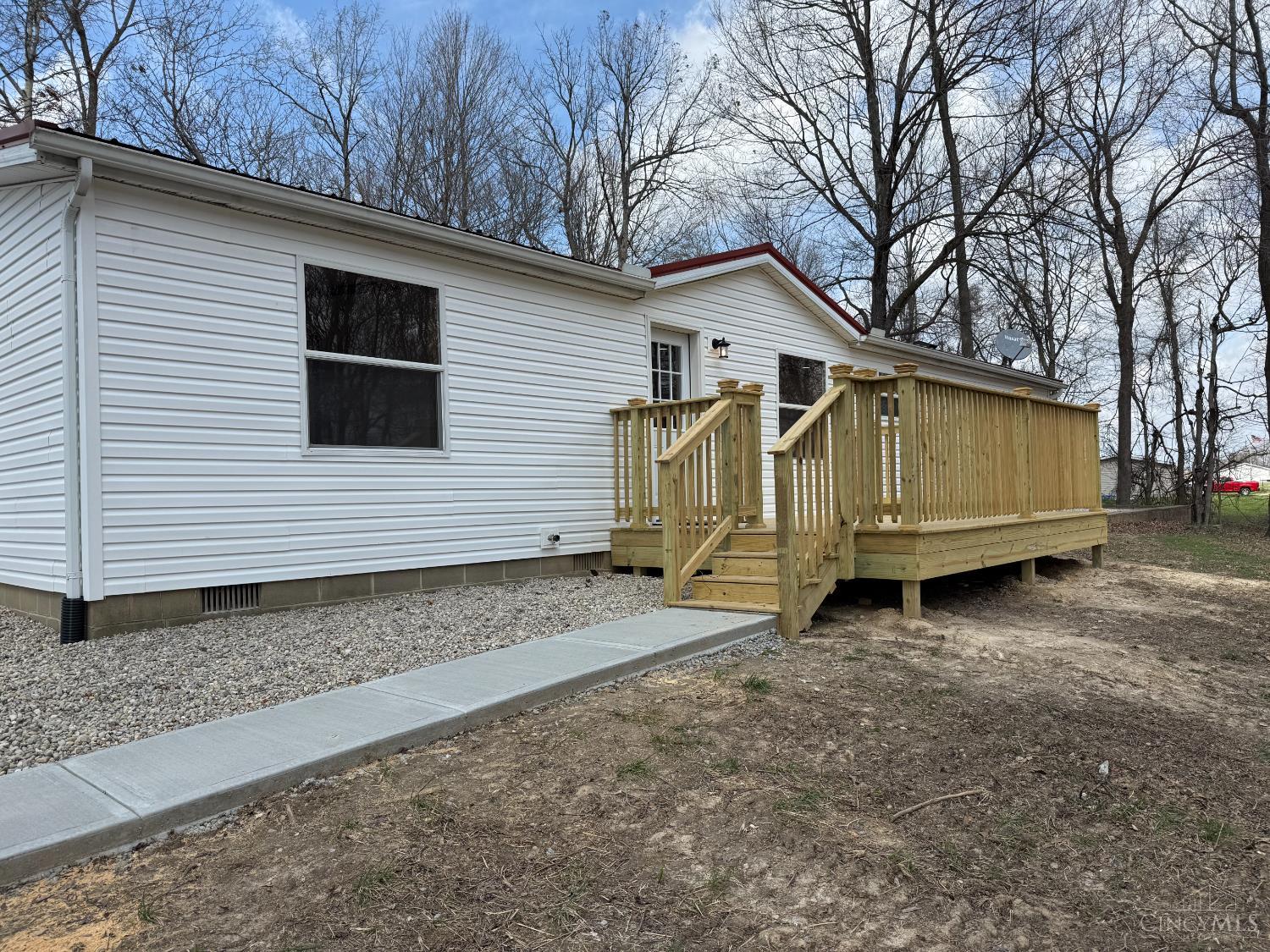 4825 Mt Washington Road Hillsboro, OH 45133 - Photo 1 of 23