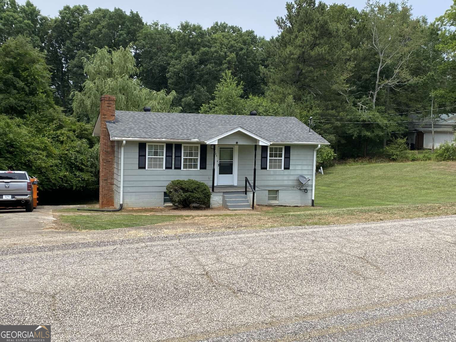 986 Dovetown Road Royston, GA 30662 - Photo 1 of 1 a front view of a house with a yard