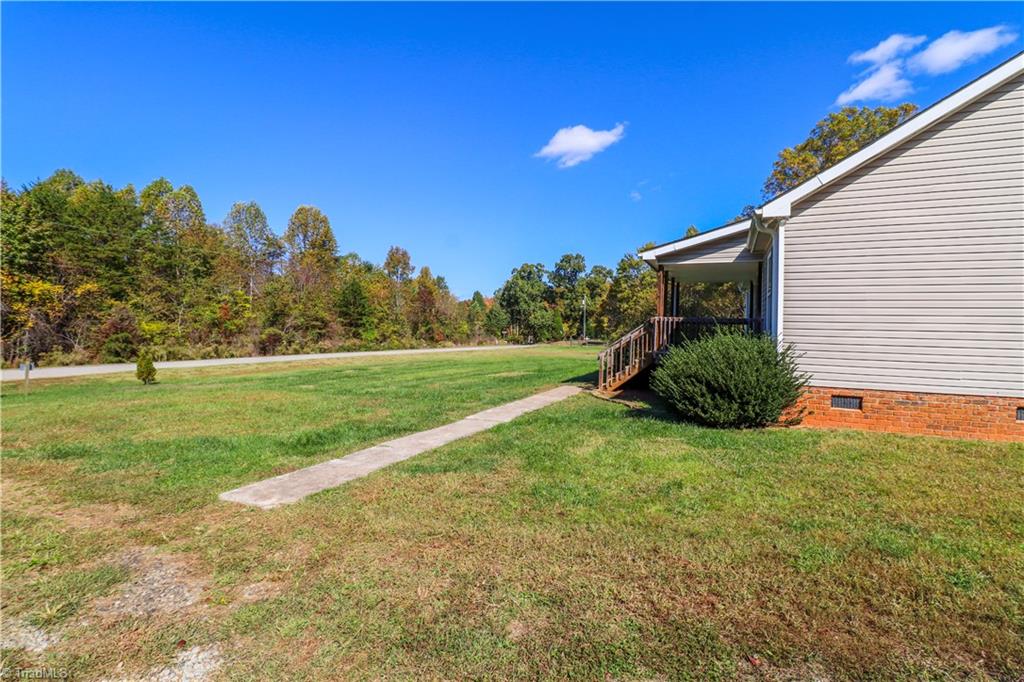 325 Nell Road Madison, NC 27025 - Photo 5 of 28 Gallery Image 5