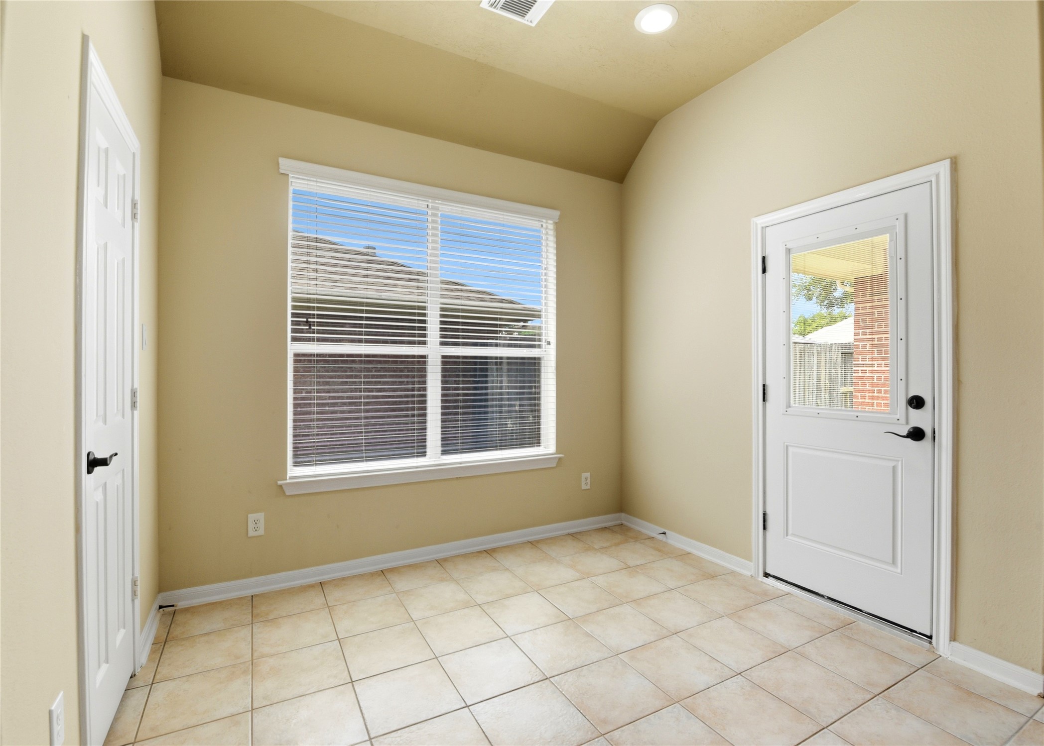 2314 Ligustrum Flower Drive Spring, TX 77388 - Photo 18 of 44