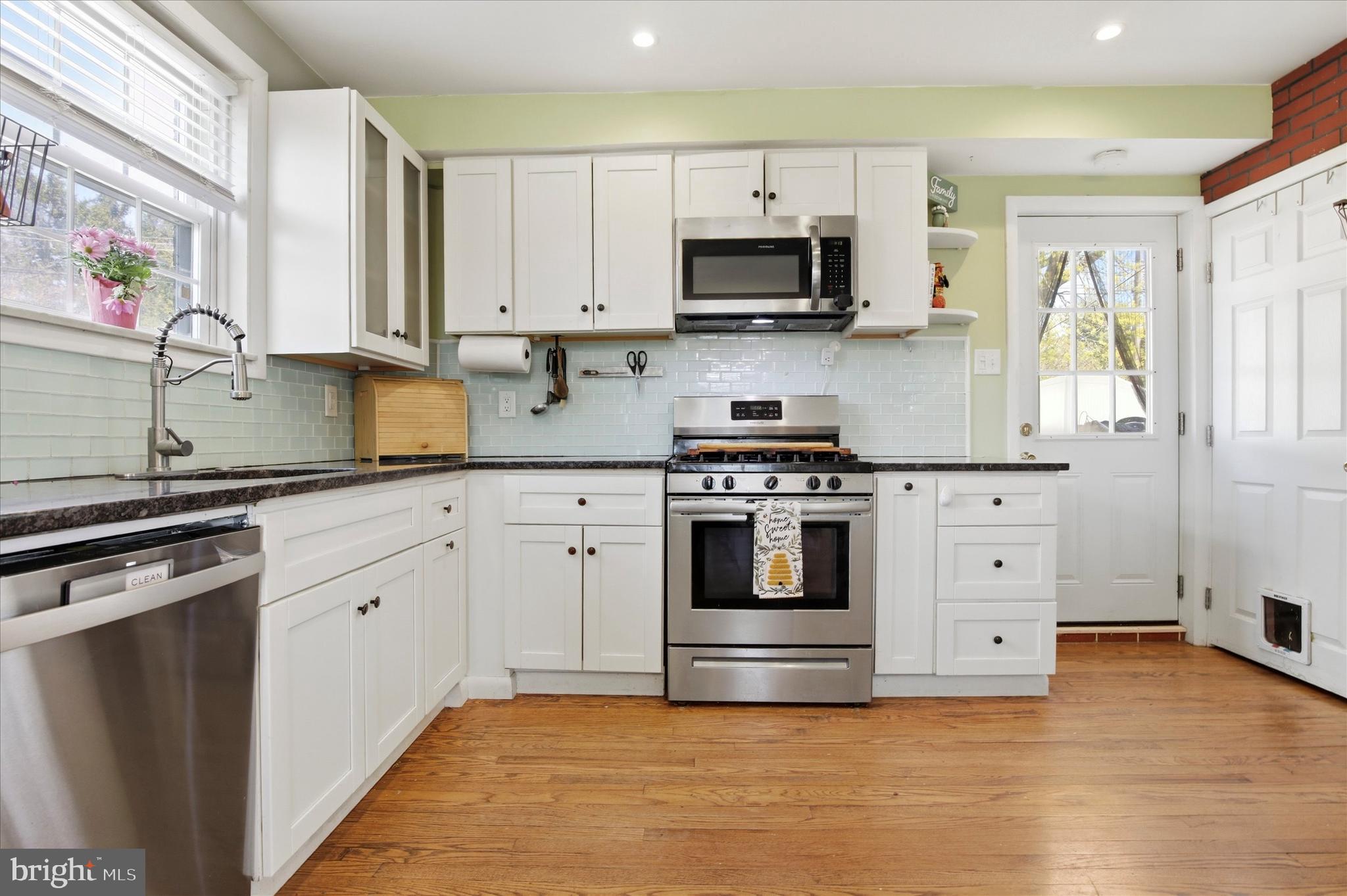 2907 Kanes Road Willow Grove, PA 19090 - Photo 9 of 26 Gallery Image 9