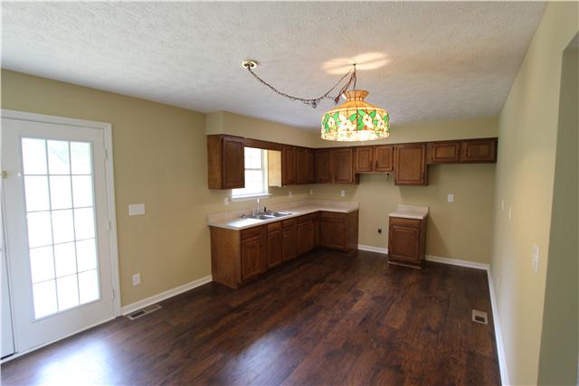 6320 Old Murfreesboro Road East Lebanon, TN 37090 - Photo 4 of 15
