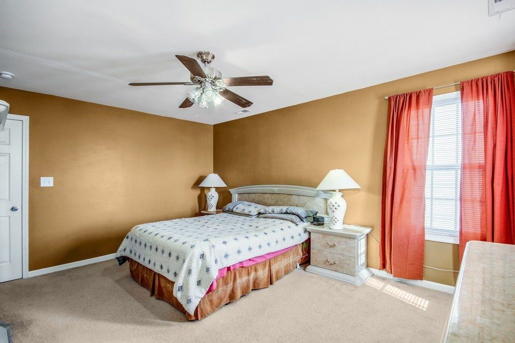 3116 Guiding Light Road Raleigh, NC 27610 - Photo 5 of 11 Photo 5