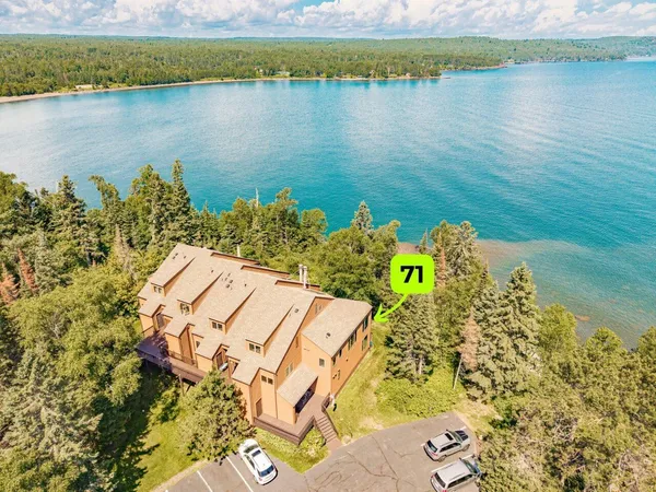 $89,000 | 1621-71 Superior Shores Drive, Unit 71, Two Harbors, MN 55616