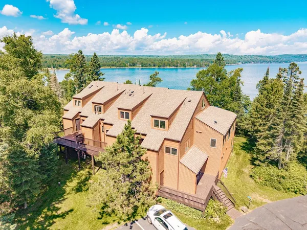 $89,000 | 1621-71 Superior Shores Drive, Unit 71, Two Harbors, MN 55616